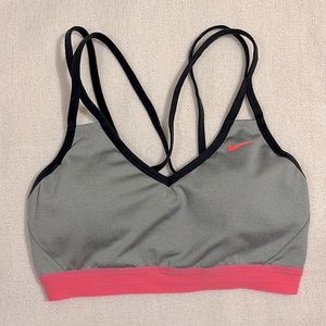 Nike sport bra‎ top size M
